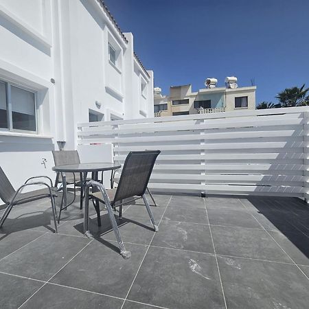 2Bd Garden Apartment Paphos Luaran gambar
